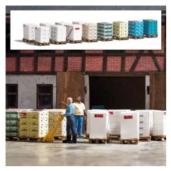 Busch Paletten M. Kartons H0